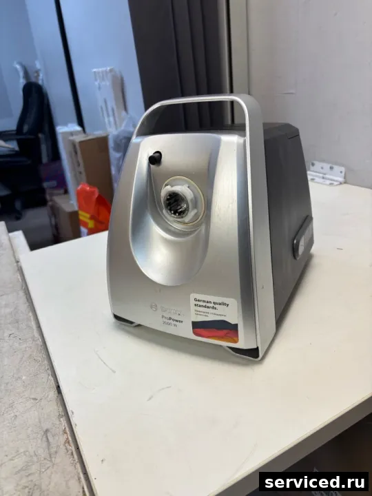 Мясорубка Bosch CNFW7