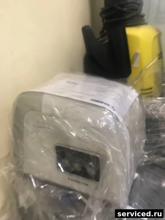 Мясорубка Kambrook KMG400