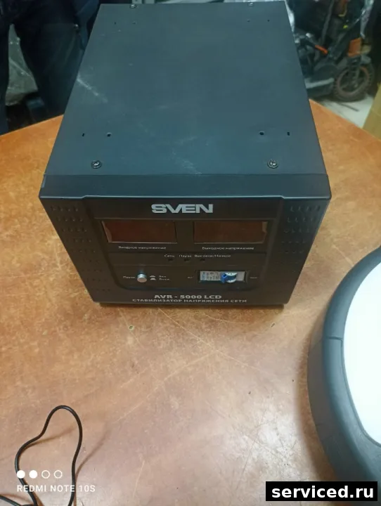 Стабилизатор напряжения Sven AVR-5000LCD